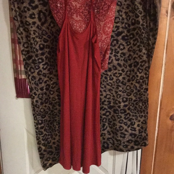 Dress - Picture 3 of 7